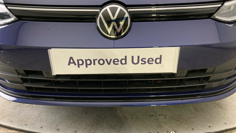 Volkswagen Golf 1.5 TSI 150 Life 5dr Petrol Hatchback